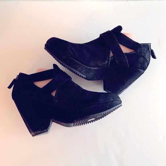 Eileen Fisher ‘Watt’ Wedge Booties Sz 9.5 - Picture 2 of 9